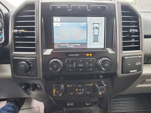 Used 2019 Ford F250 XL w/ Power Equipment Group RWD image 14