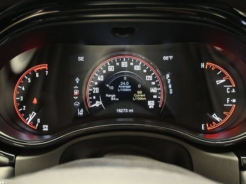 Used 2023 Dodge Durango R/T w/ Tow 'N Go Group AWD/4WD image 29
