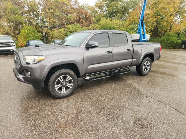 Used 2018 Toyota Tacoma TRD Sport w/ TRD Premium Sport Package AWD/4WD image 1