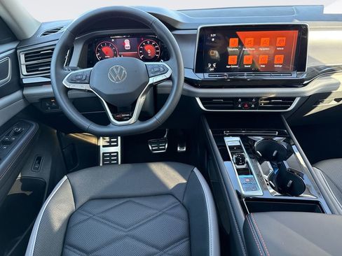 New 2026 Volkswagen Atlas Peak Edition AWD/4WD image 21