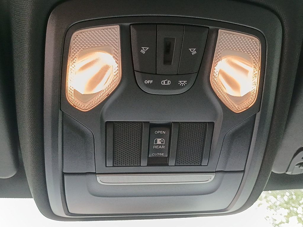 Used 2023 RAM 1500 Tradesman AWD/4WD image 25