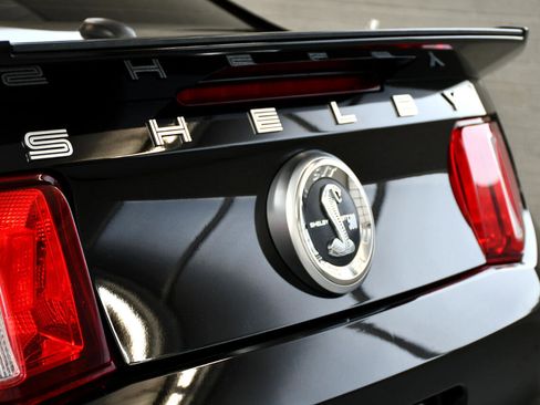 Used 2012 Ford Mustang Shelby GT500 w/ Electronics Pkg image 14