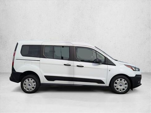 Used 2022 Ford Transit Connect XL image 4
