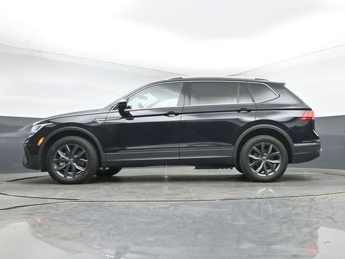 Used 2023 Volkswagen Tiguan SE FWD image 14