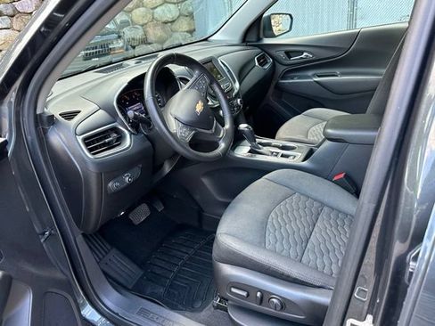 Used 2019 Chevrolet Equinox LT FWD image 11