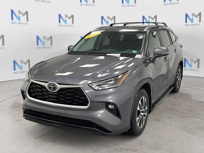 Used 2021 Toyota Highlander XLE