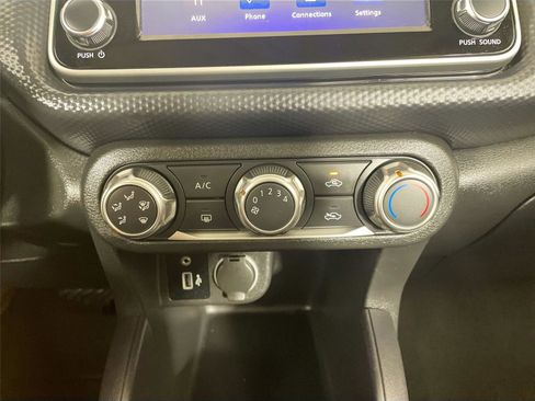 Used 2023 Nissan Kicks S image 16