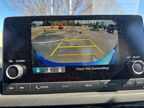 Used 2023 Honda Civic Sport image 25