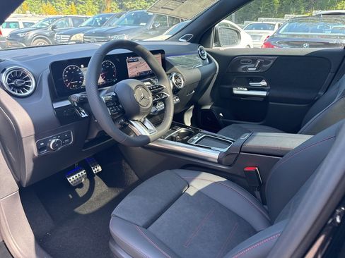 New 2026 Mercedes-Benz GLA 35 AMG 4MATIC image 23