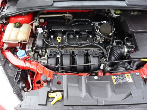 Used 2016 Ford Focus SE FWD image 38