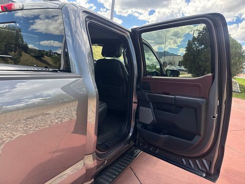 Used 2022 Ford F150 Lariat AWD/4WD image 23