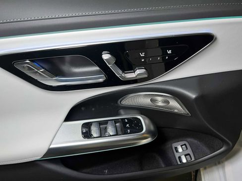 New 2026 Mercedes-Benz E 53 AMG 4MATIC Sedan image 23