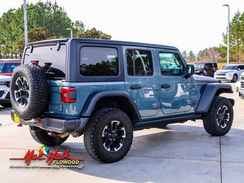 Used 2025 Jeep Wrangler Rubicon image 9