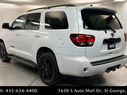 Used 2021 Toyota Sequoia TRD Sport AWD/4WD image 3