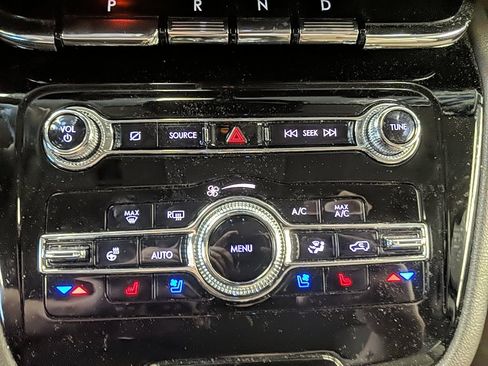 Certified 2022 Lincoln Corsair Standard w/ Equipment Group 101A image 20