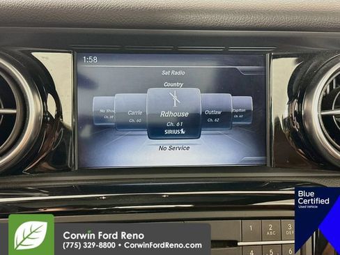Used 2018 Mercedes-Benz SLC 300 image 18