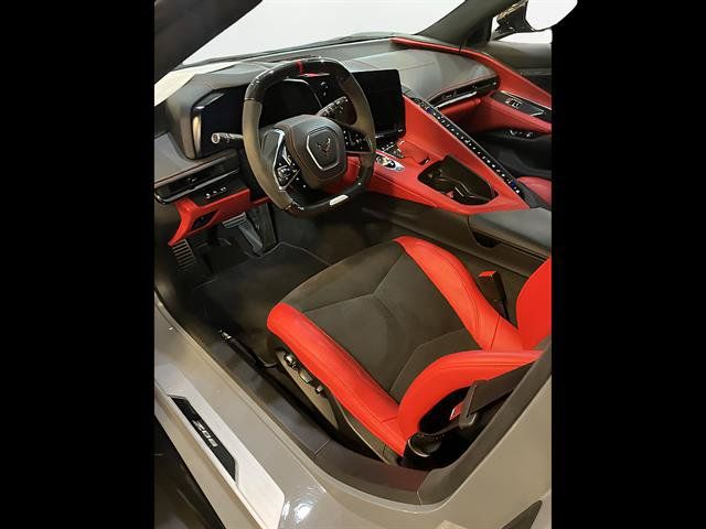 Used 2024 Chevrolet Corvette Z06 RWD image 20