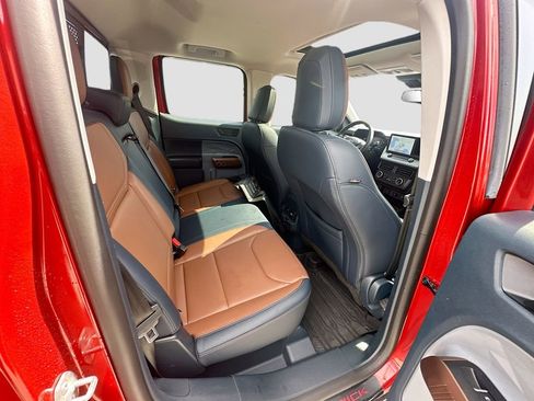 Used 2023 Ford Maverick Lariat w/ Lariat Luxury Package FWD image 27