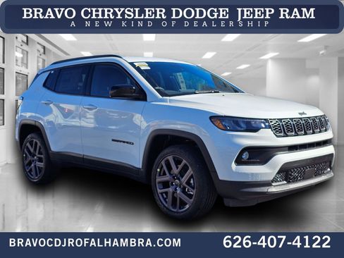 New 2026 Jeep Compass Latitude image 1