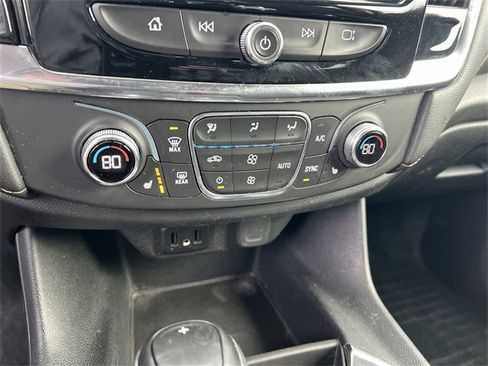 Certified 2020 Chevrolet Traverse LT w/ LPO, Floor Liner Package image 16