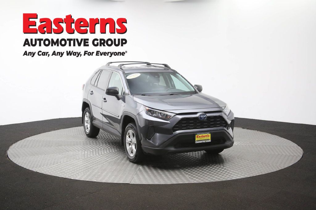 Used 2021 Toyota RAV4 LE w/ Carpet Mat Package (TMS) AWD/4WD image 53