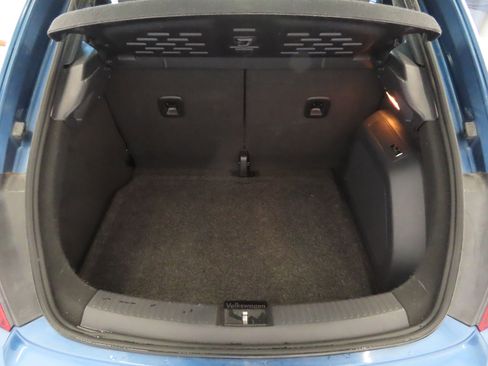 Used 2019 Volkswagen Beetle 2.0T SE image 24