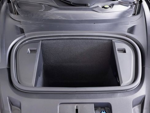 Certified 2024 Porsche Taycan Turbo S image 9