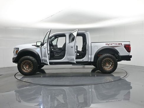 Used 2025 Ford F150 Raptor image 39