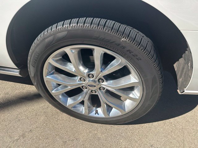 Used 2018 Ford Expedition Platinum RWD image 5