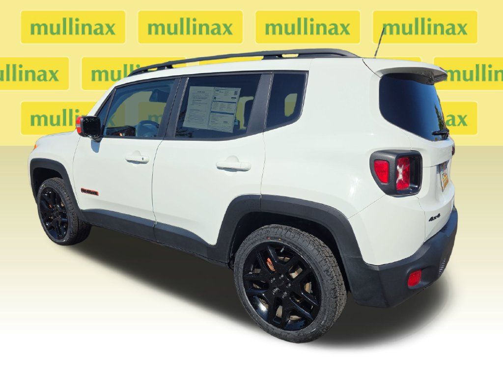 Used 2020 Jeep Renegade Latitude AWD/4WD image 11