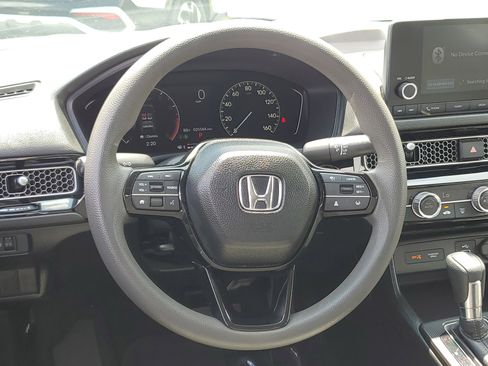 Used 2023 Honda Civic LX image 9