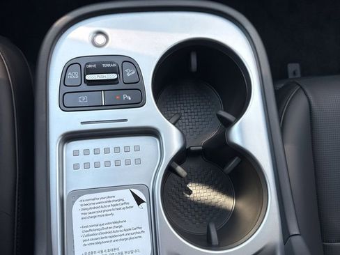 New 2026 Hyundai Ioniq 9 Limited image 15