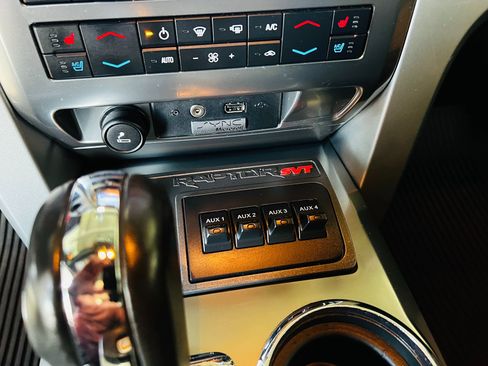 Used 2012 Ford F150 Raptor w/ Raptor Luxury Pkg image 19