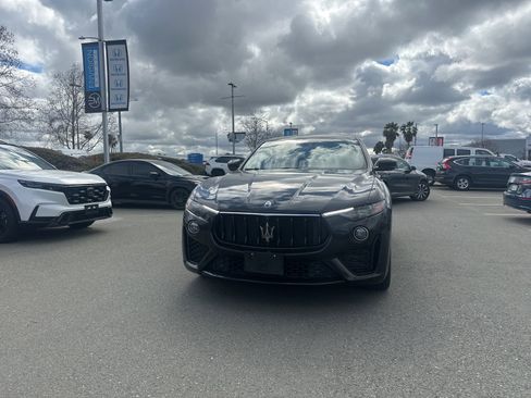 Used 2023 Maserati Levante Modena image 1