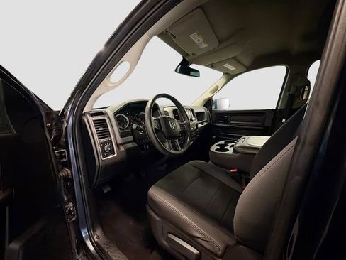 Used 2019 RAM 1500 Express image 19