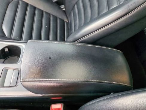 Used 2019 Ford Fusion SEL image 18