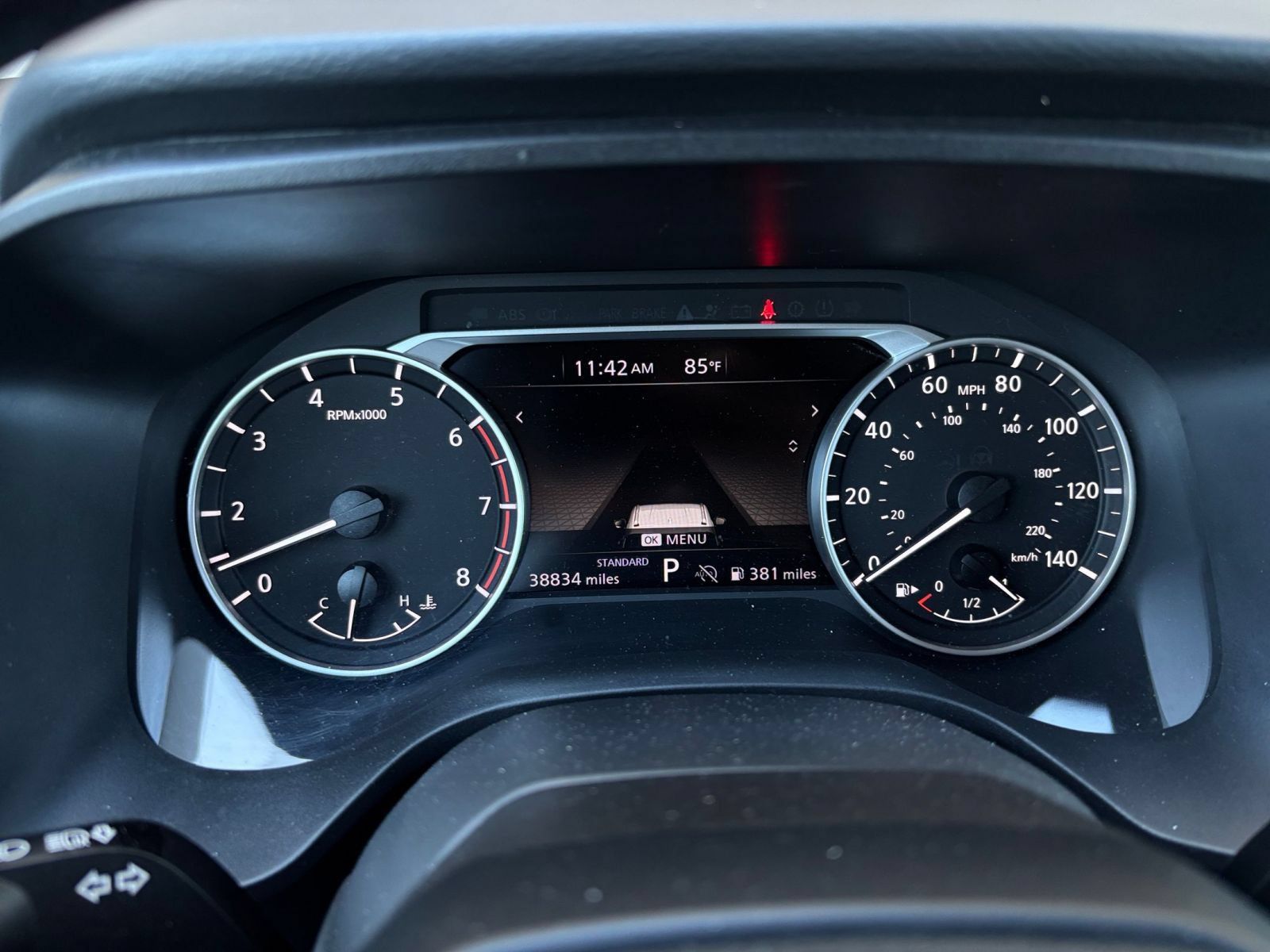 Used 2025 Nissan Rogue SV FWD image 41