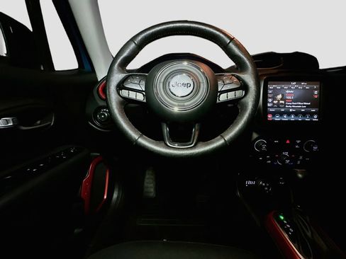 Used 2022 Jeep Renegade Trailhawk w/ Sun/Sound Group AWD/4WD image 34