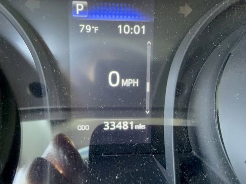 Used 2023 Toyota Camry SE image 17