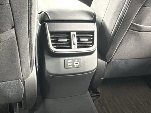 Certified 2025 Subaru Outback Premium image 40