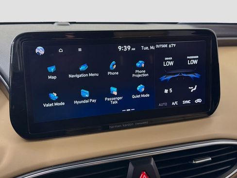 Used 2023 Hyundai Santa Fe Calligraphy image 17