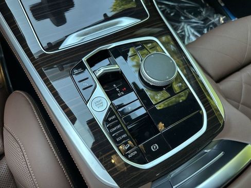 New 2026 BMW X5 xDrive40i w/ Climate Comfort Package image 19