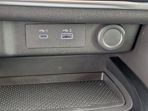 Used 2021 Nissan Rogue S image 34