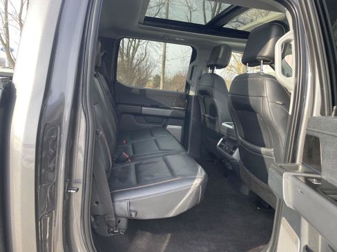 Used 2022 Ford F150 Lariat w/ Equipment Group 502A High AWD/4WD image 31