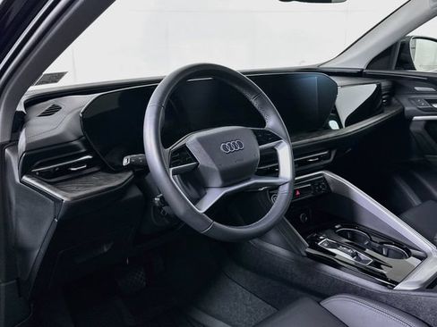 Used 2025 Audi Q5 Premium Plus w/ Premium Plus AWD/4WD image 9