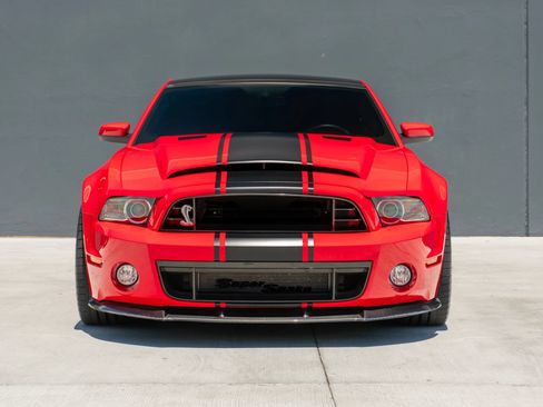 Used 2014 Ford Mustang Shelby GT500 w/ Equipment Group 821A RWD image 4