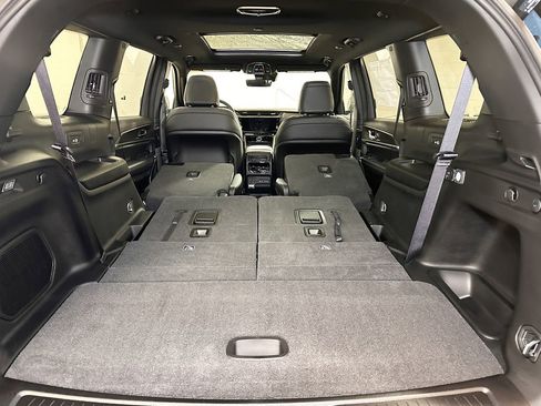 New 2026 Jeep Grand Cherokee L Limited image 17