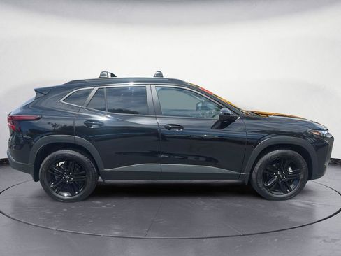 Used 2026 Chevrolet Trax ACTIV w/ Driver Confidence Package FWD image 4