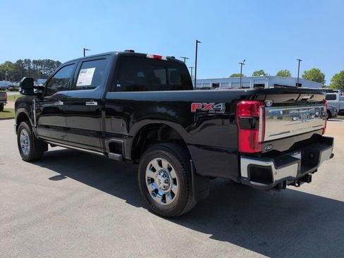 Used 2023 Ford F250 King Ranch w/ Chrome Package AWD/4WD image 7