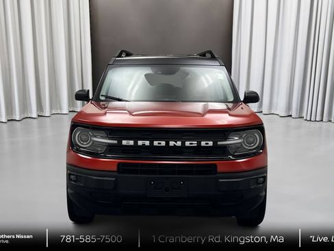 Used 2024 Ford Bronco Sport Outer Banks w/ Tech Package AWD/4WD image 2